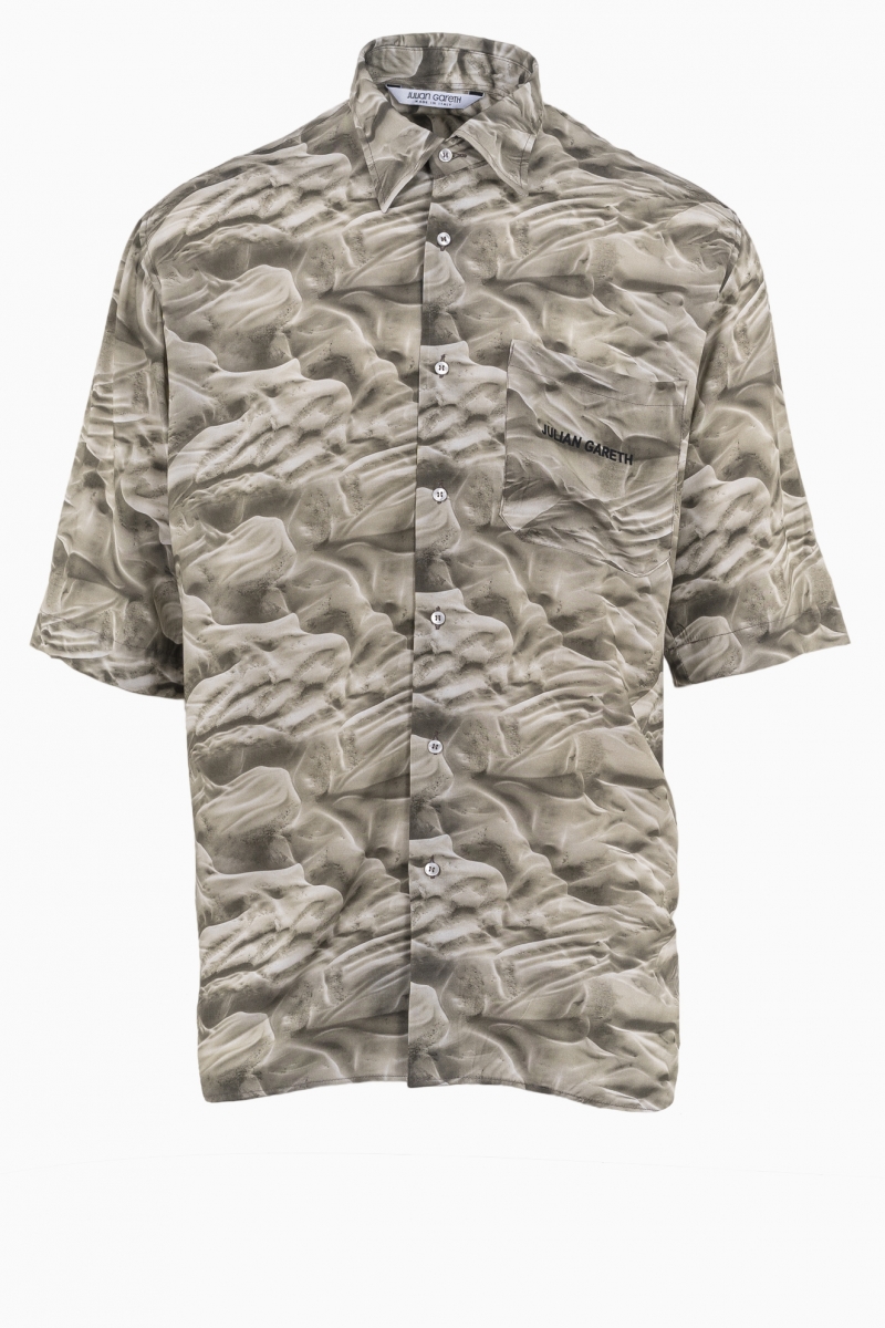 JULIAN GARETH HERRENHEMD