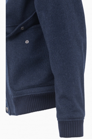 CHAQUETA FABRICADA EN ITALIA PIEL SINTÉTICA LORO PIANA