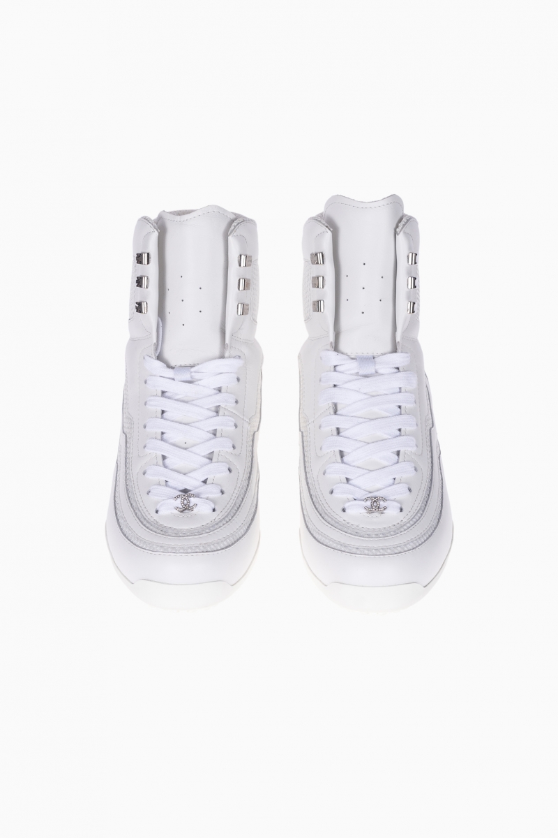 CHANEL WOMEN'S BOOTS CC LOGO