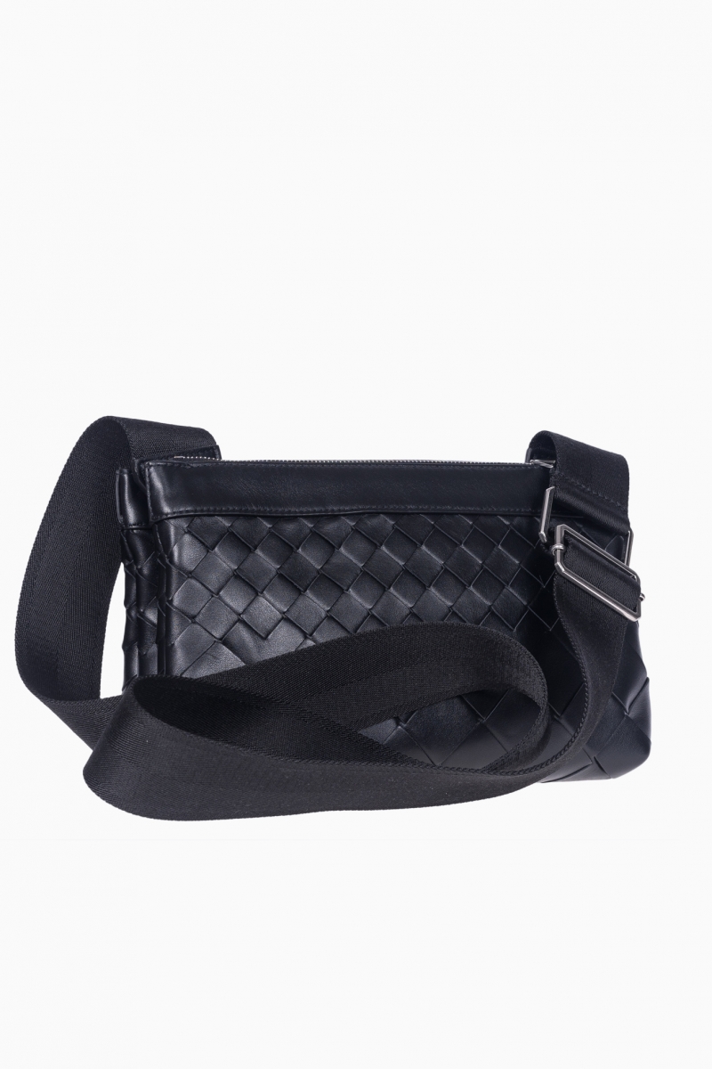 BOTTEGA VENETTA MEN'S INTERCCIATO DUO CROSSBODY