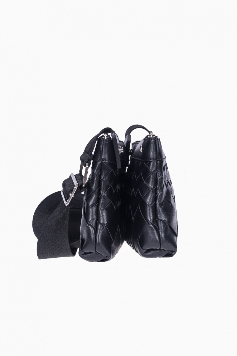 BOTTEGA VENETTA MEN'S INTERCCIATO DUO CROSSBODY