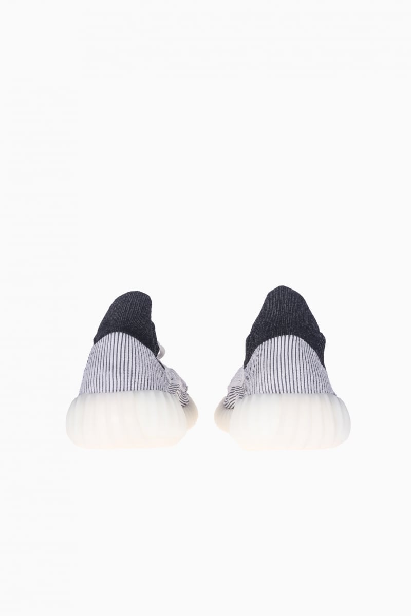 YEEZY MEN'S BOOST 350 V2 CMPCT SNEAKERS
