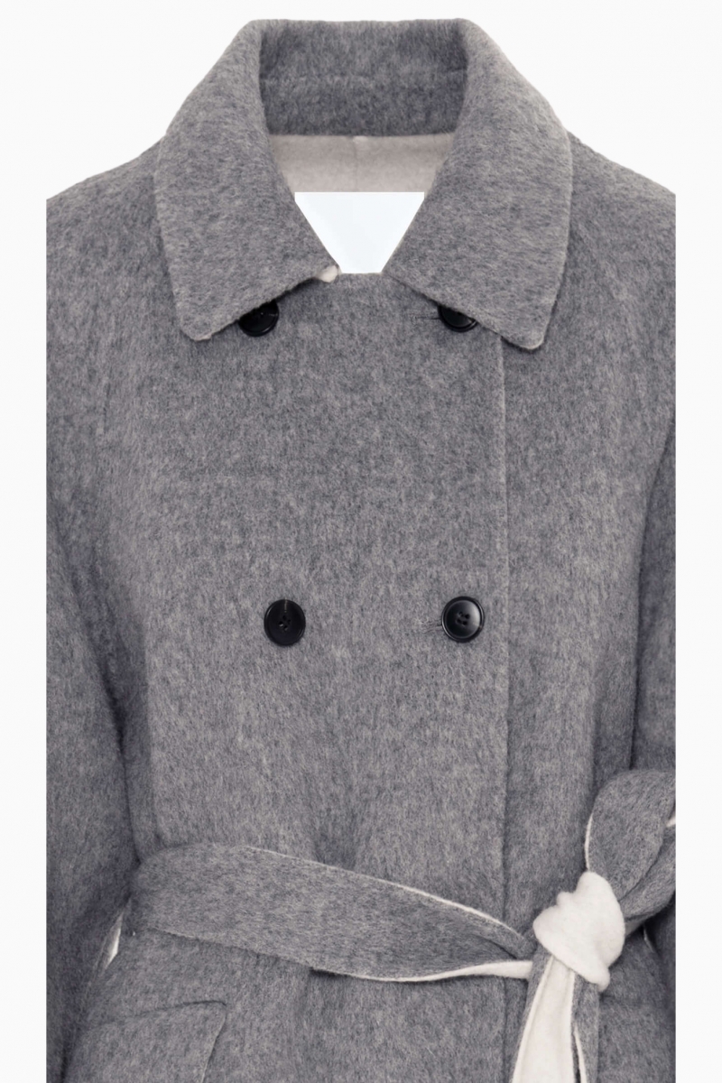 BEATRICE.B WOMEN'S COAT