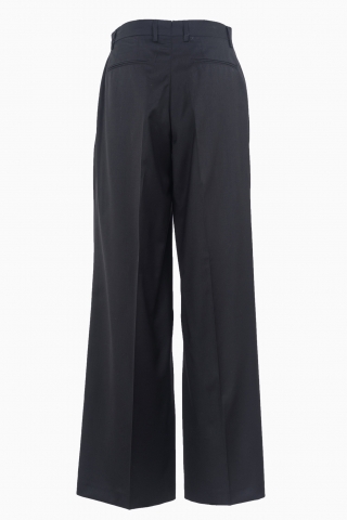 LBM. PANTALÓN DE MUJER DE 1911