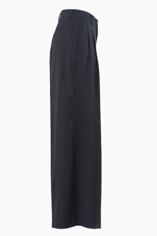 LBM. PANTALÓN DE MUJER DE 1911